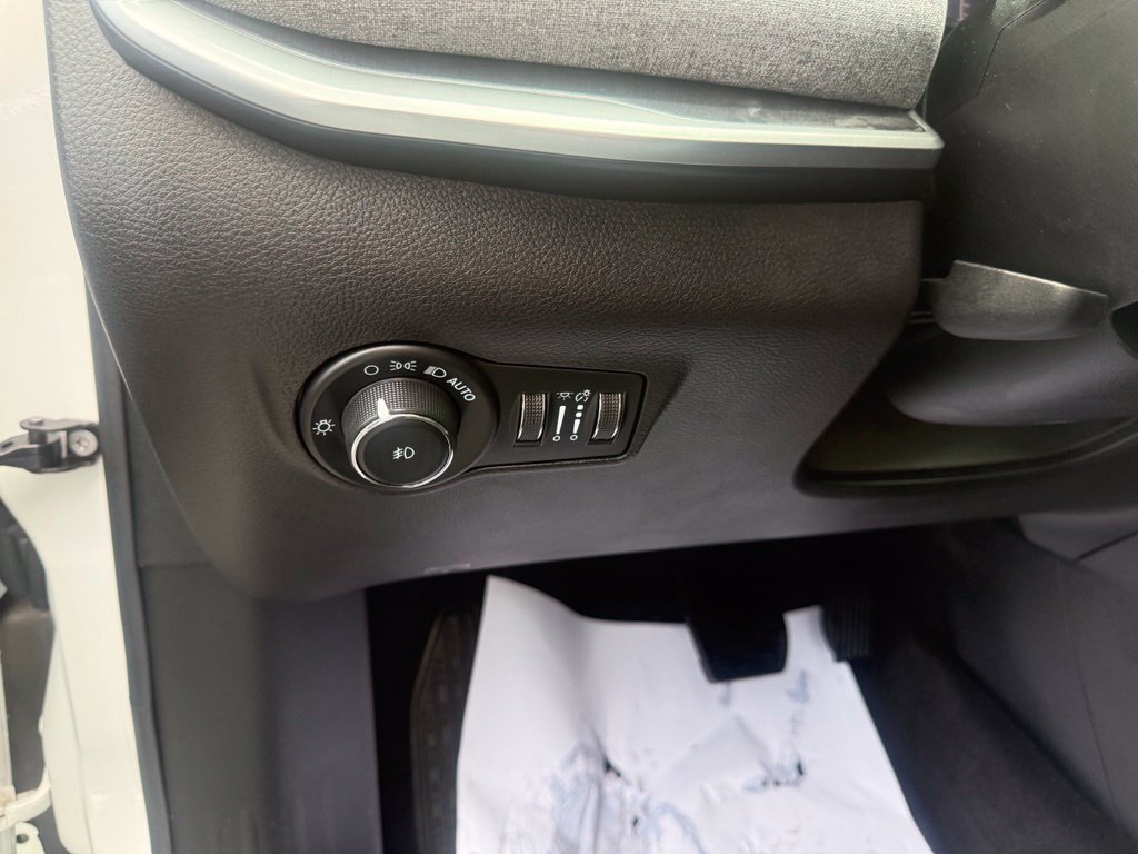 Certified 2022 Jeep Compass Latitude AWD/4WD image 18