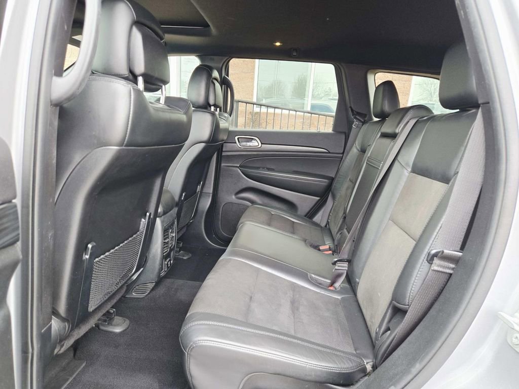 Used 2020 Jeep Grand Cherokee Altitude image 13