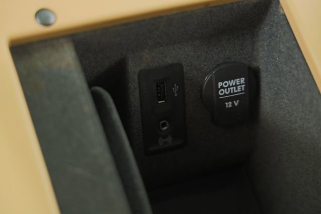 Used 2018 Porsche Macan image 28