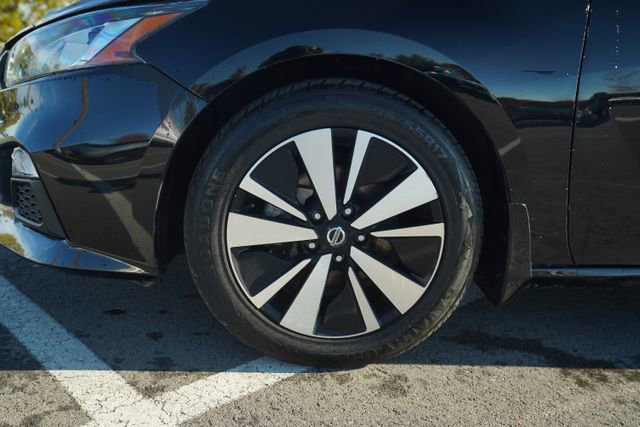 Used 2022 Nissan Altima 2.5 SV image 11