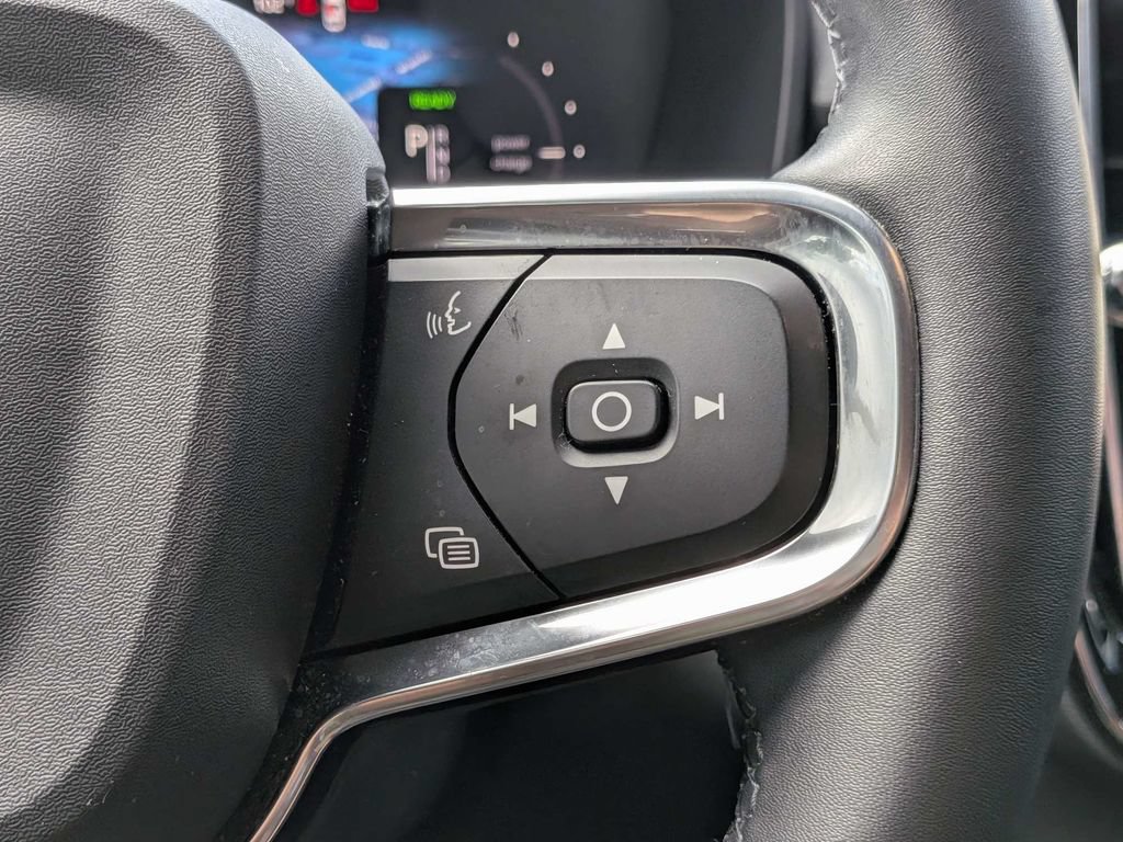 Certified 2023 Volvo XC40 Recharge Plus AWD/4WD image 36