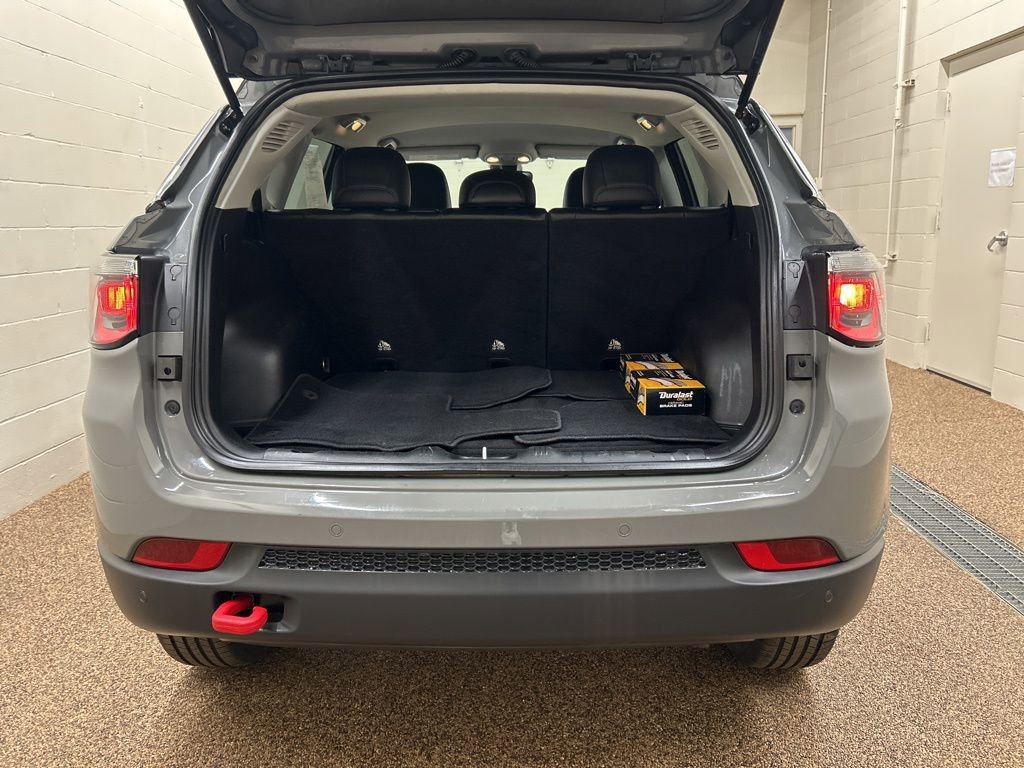 Used 2021 Jeep Compass Trailhawk w/ Convenience Group image 11