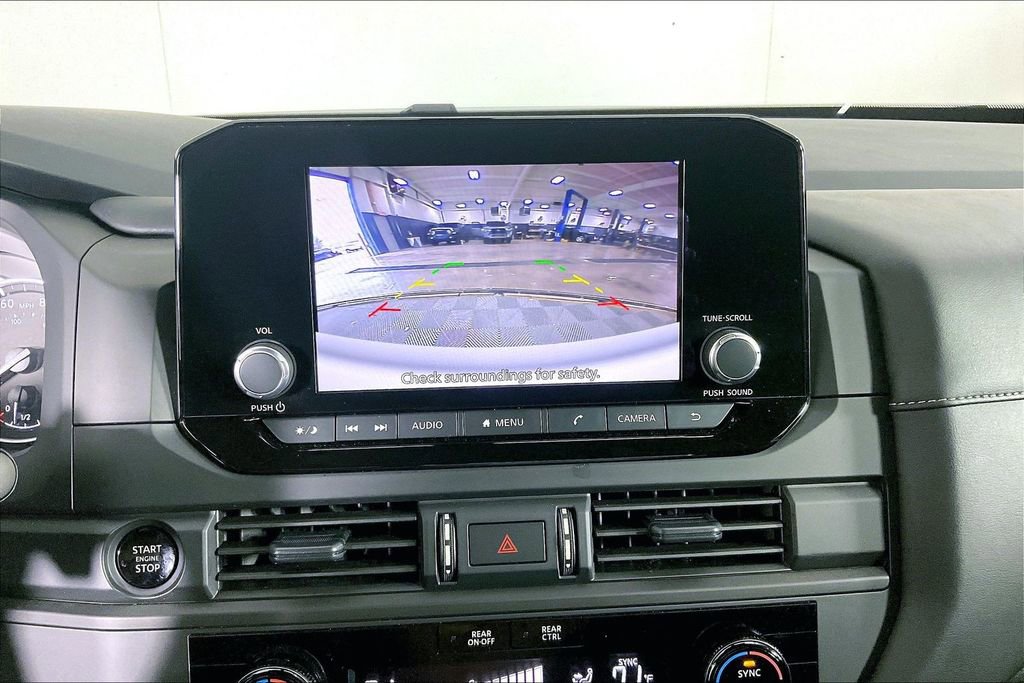 Certified 2025 Nissan Pathfinder S image 30