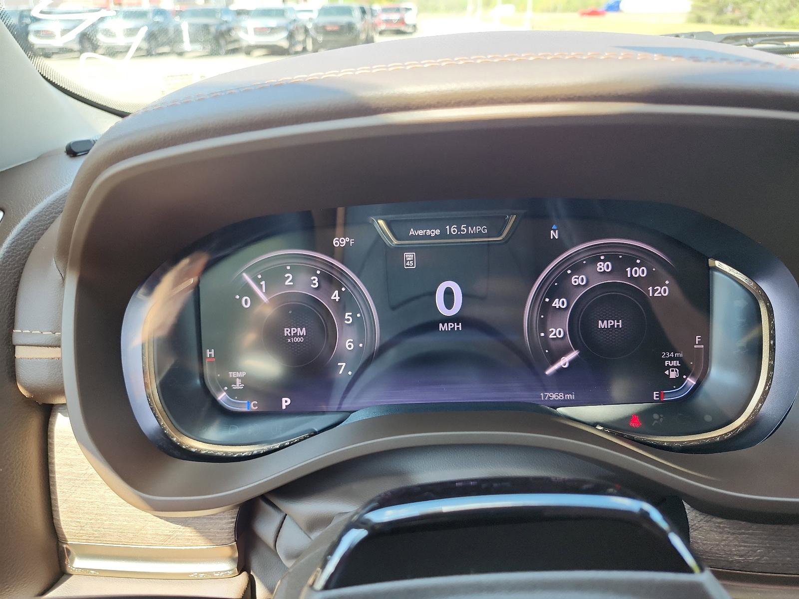 Used 2025 RAM 1500 Limited image 28