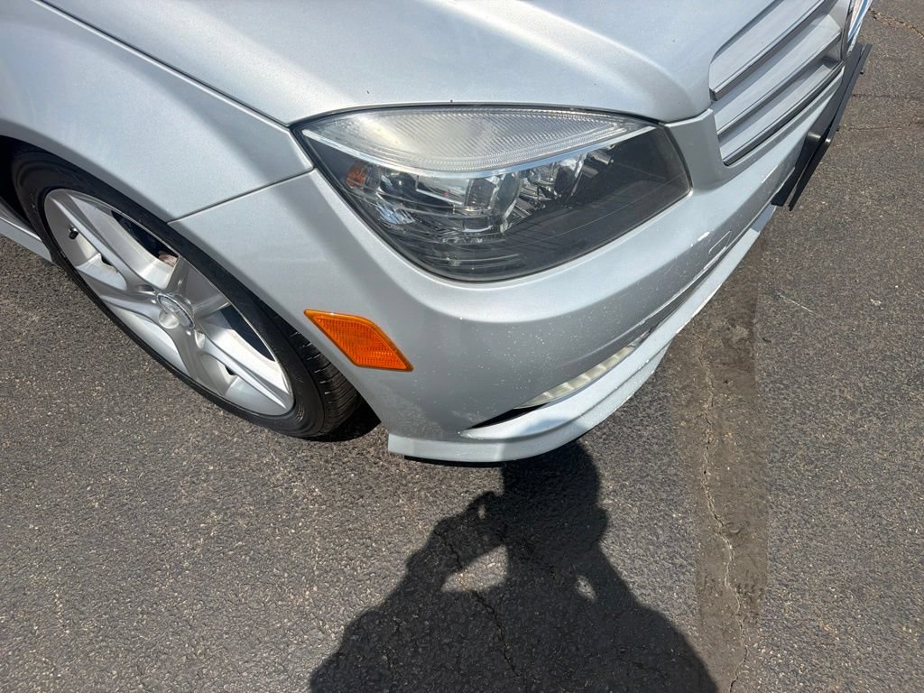 Used 2011 Mercedes-Benz C 300 4MATIC Sedan image 10