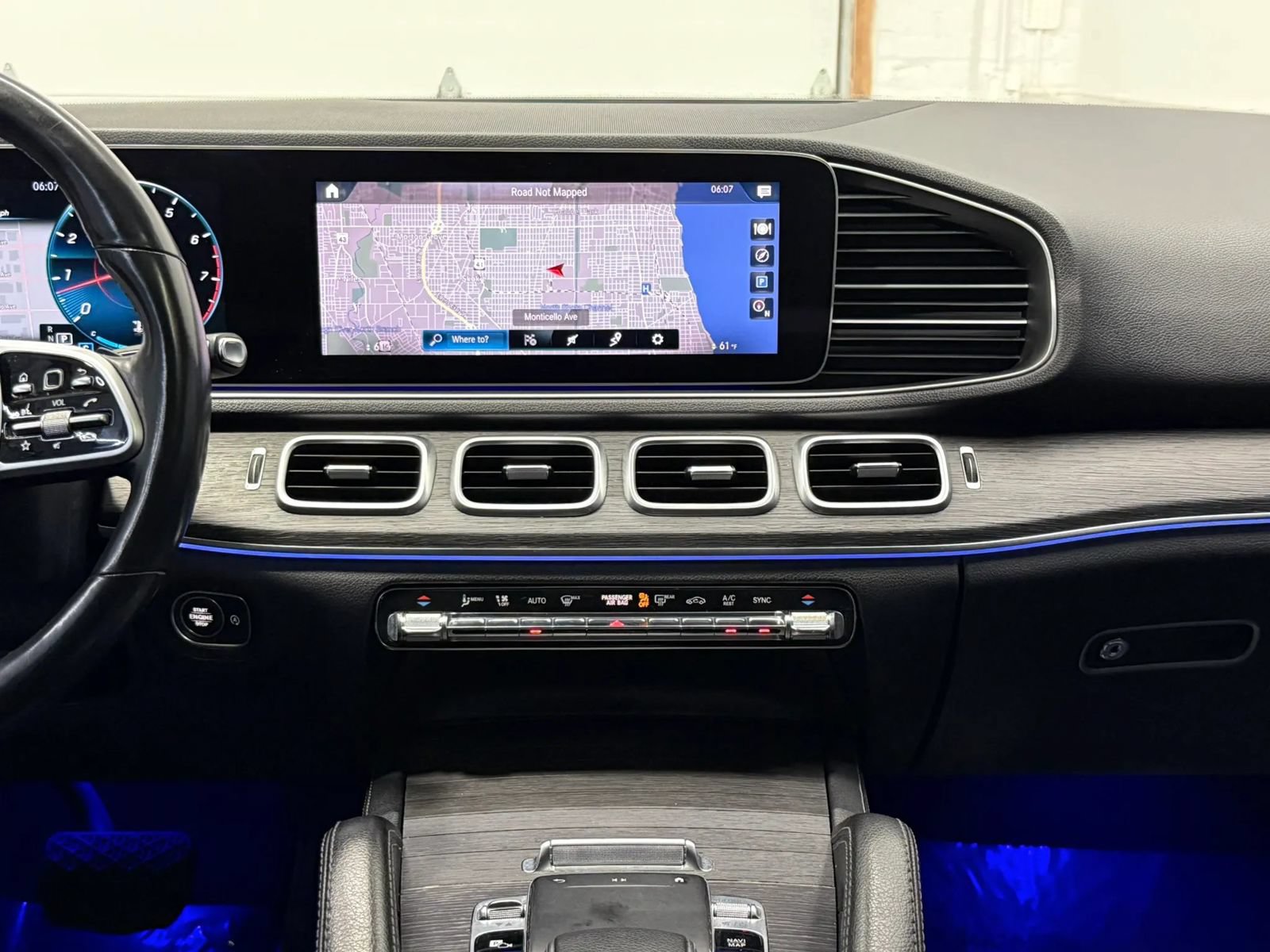 Used 2020 Mercedes-Benz GLE 350 4MATIC image 19