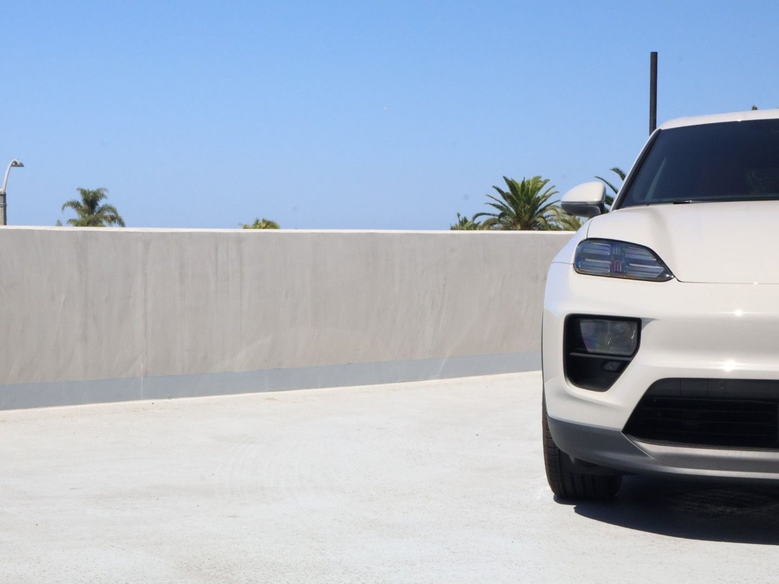 New 2026 Porsche Macan Electric RWD image 12