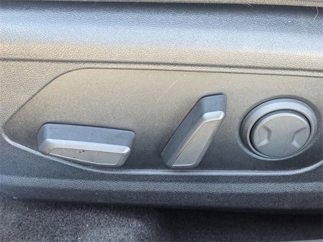 Used 2024 Hyundai Elantra Limited image 15