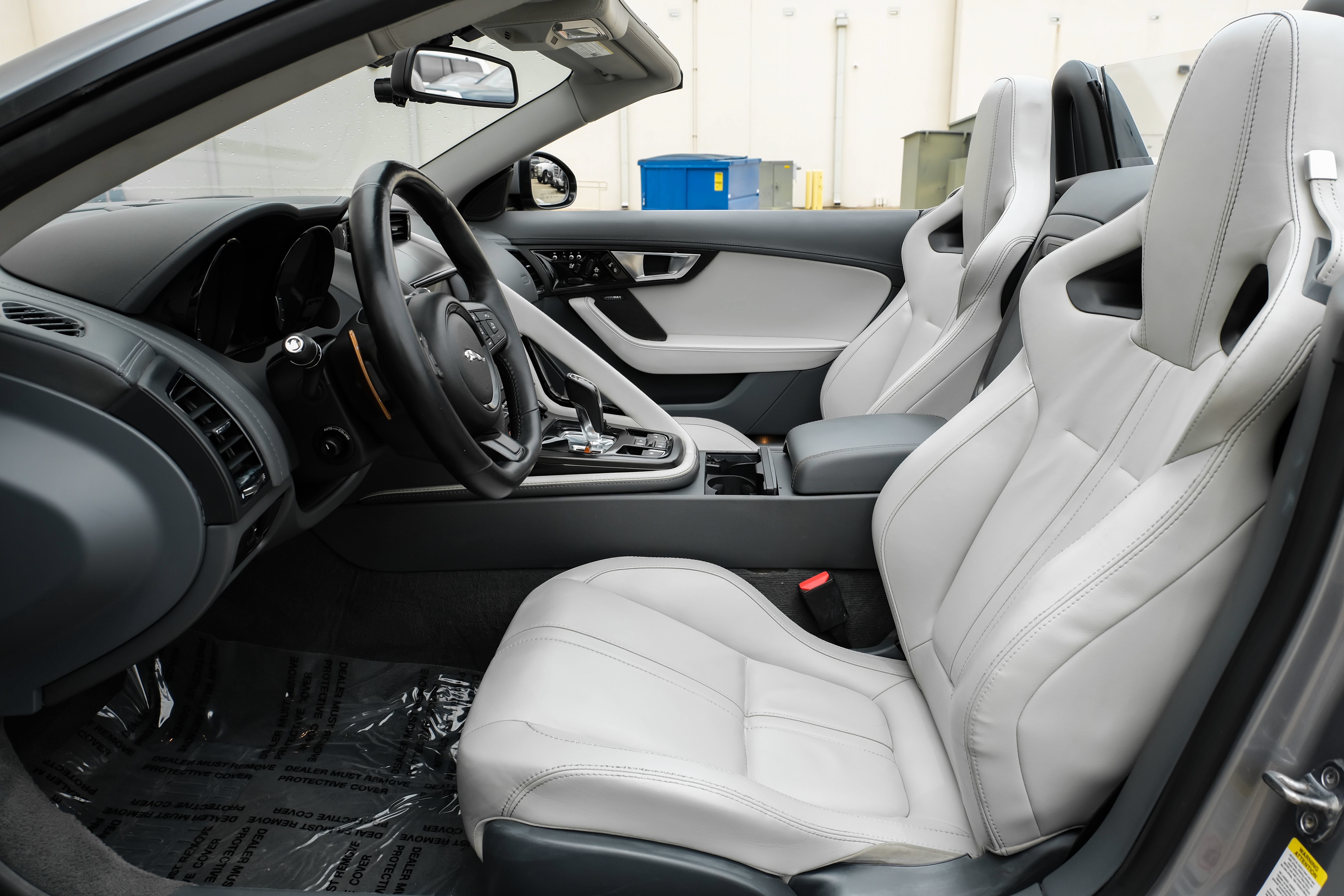 Used 2014 Jaguar F-TYPE S RWD image 3
