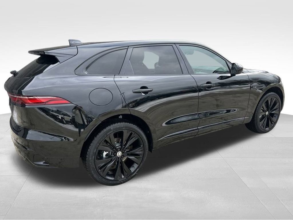 New 2025 Jaguar F-PACE R-Dynamic S image 6