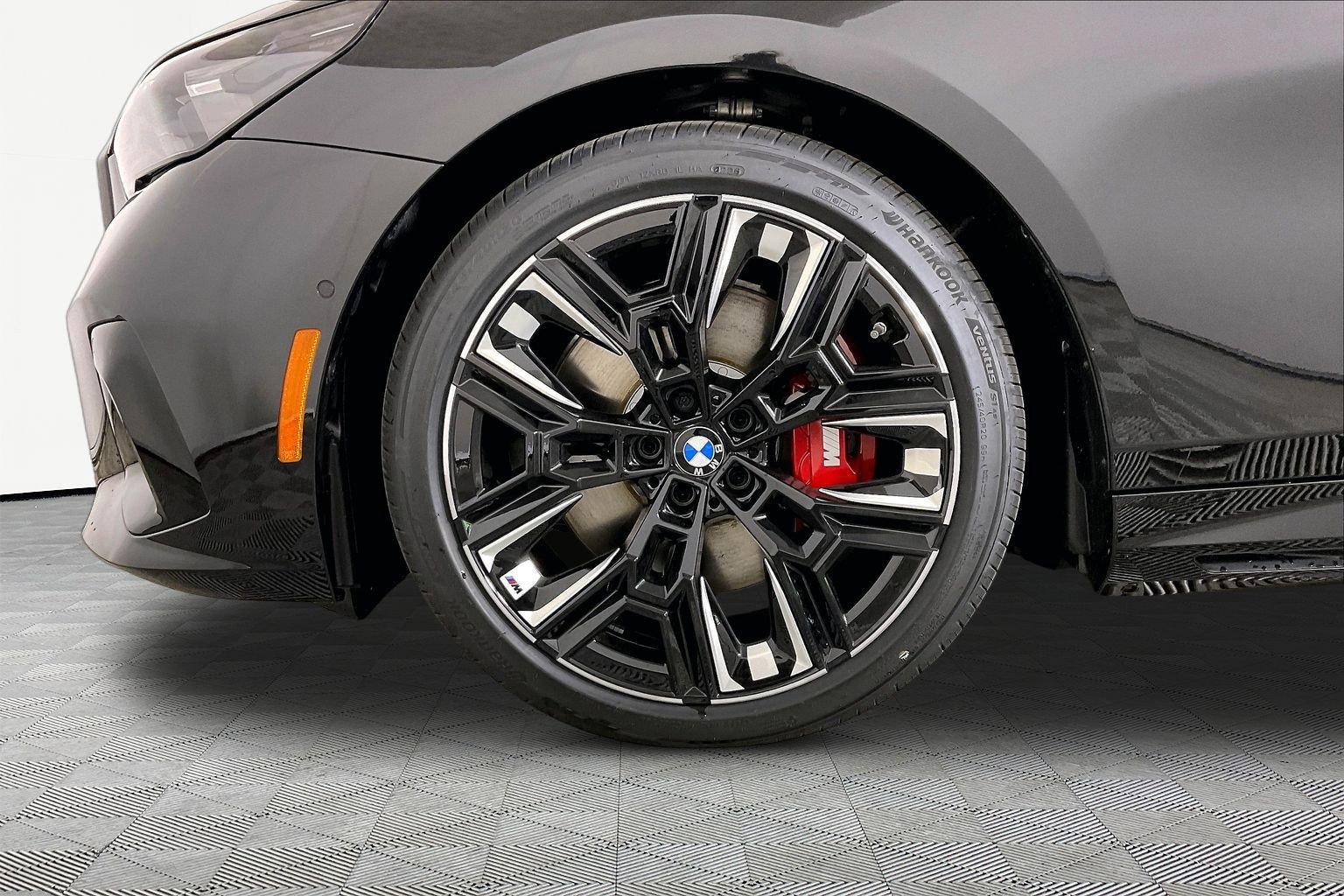 New 2026 BMW i5 AWD/4WD image 21