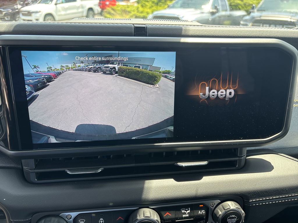 New 2025 Jeep Wrangler Sahara image 27