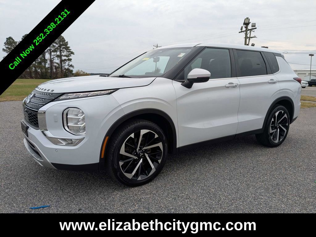 Used 2022 Mitsubishi Outlander SE image 8