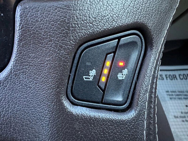 Used 2016 Chevrolet Suburban LT image 20