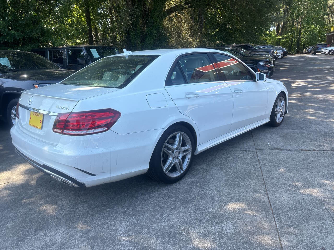 Used 2014 Mercedes-Benz E 350 4MATIC Sedan image 5