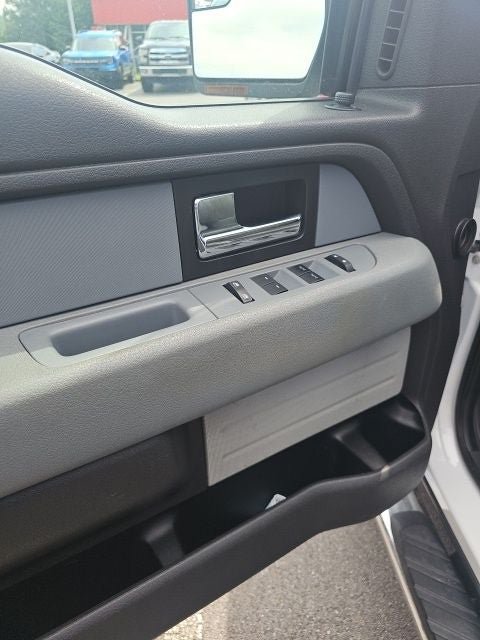 Used 2014 Ford F150 XLT w/ Equipment Group 302A Luxury AWD/4WD image 6