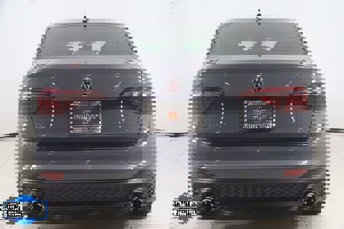 Used 2024 Volkswagen Jetta GLI Autobahn image 47