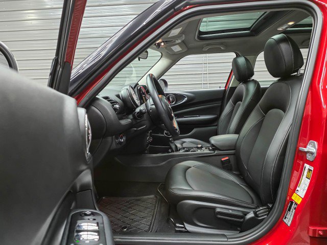 Used 2016 MINI Cooper Clubman FWD image 13