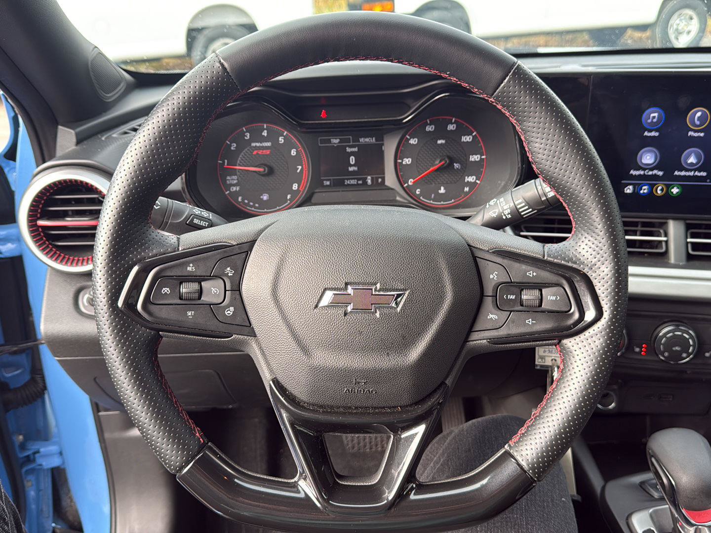Used 2024 Chevrolet Trax RS w/ Driver Confidence Package FWD image 17