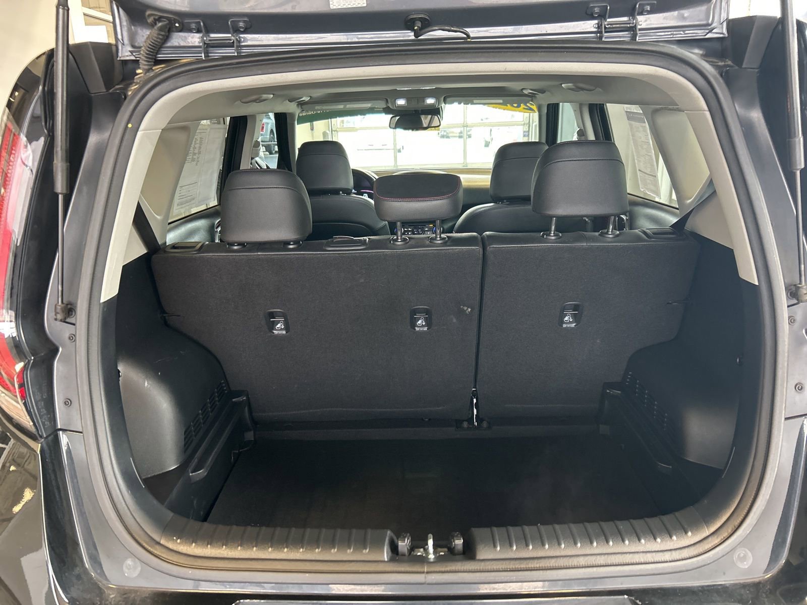 Used 2024 Kia Soul GT-Line image 11