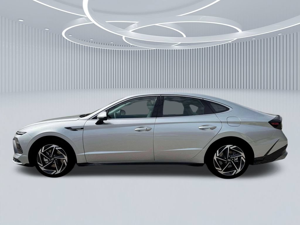 New 2026 Hyundai Sonata SEL FWD image 3