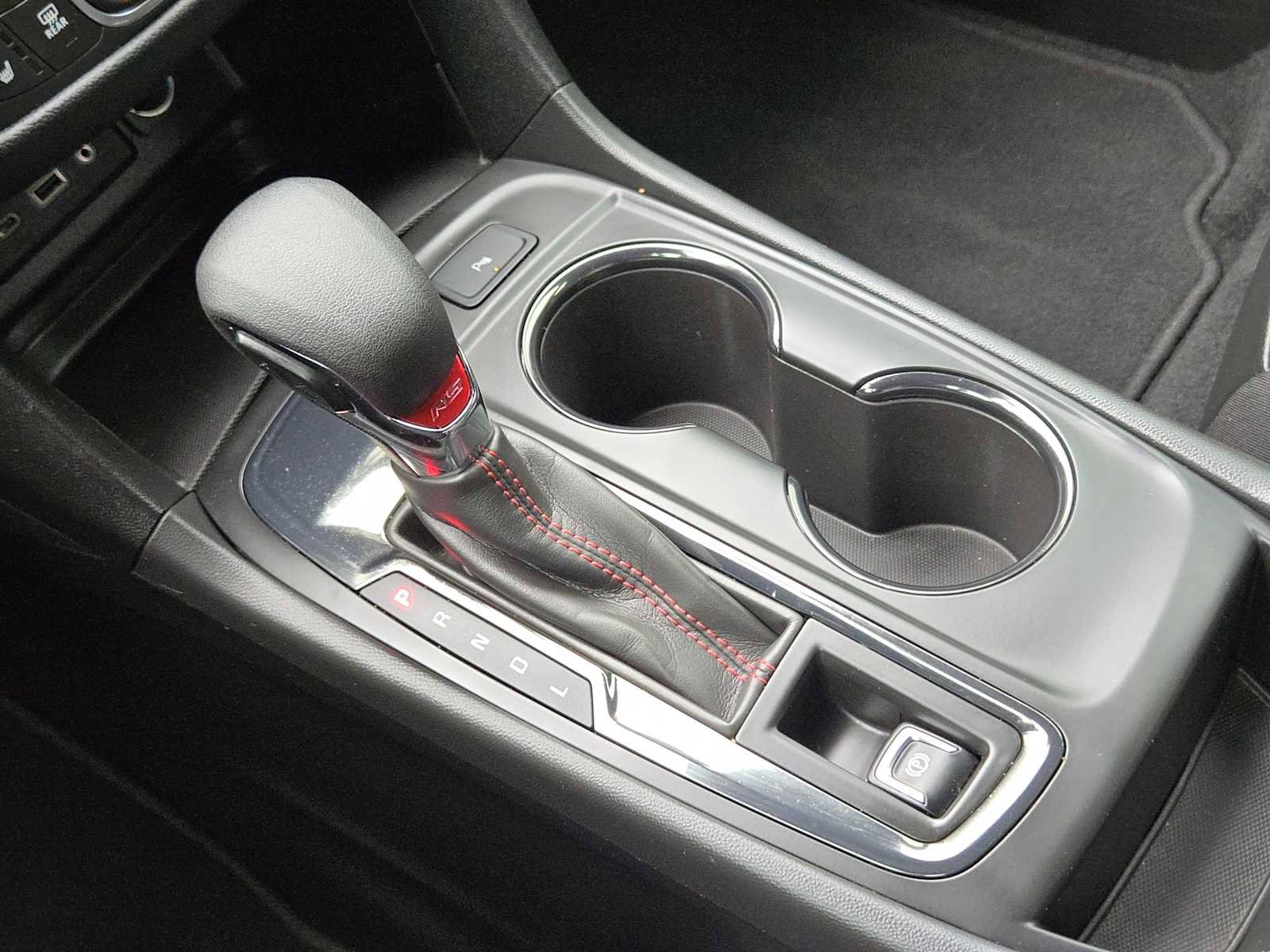 Used 2022 Chevrolet Equinox RS w/ RS Leather Package FWD image 21