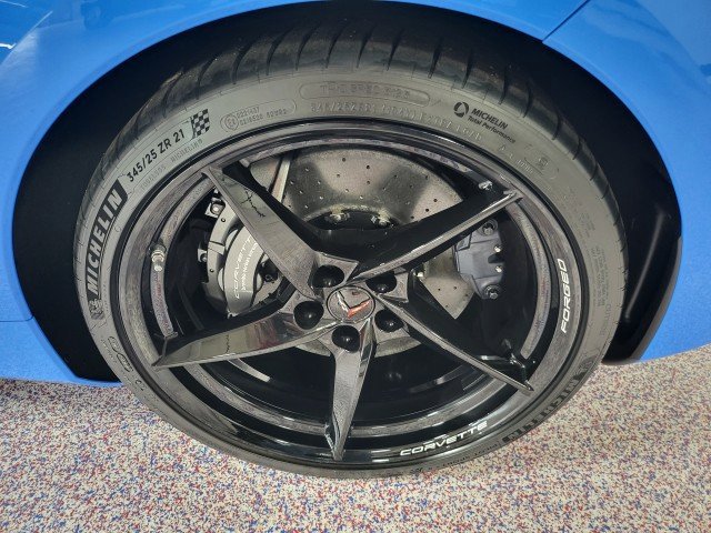 New 2025 Chevrolet Corvette E-Ray w/ ZER Performance Package AWD/4WD image 26