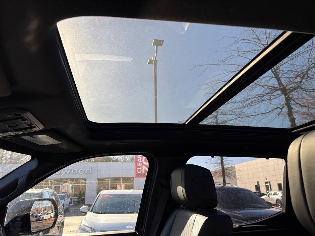 Used 2023 Toyota Tundra Platinum image 14