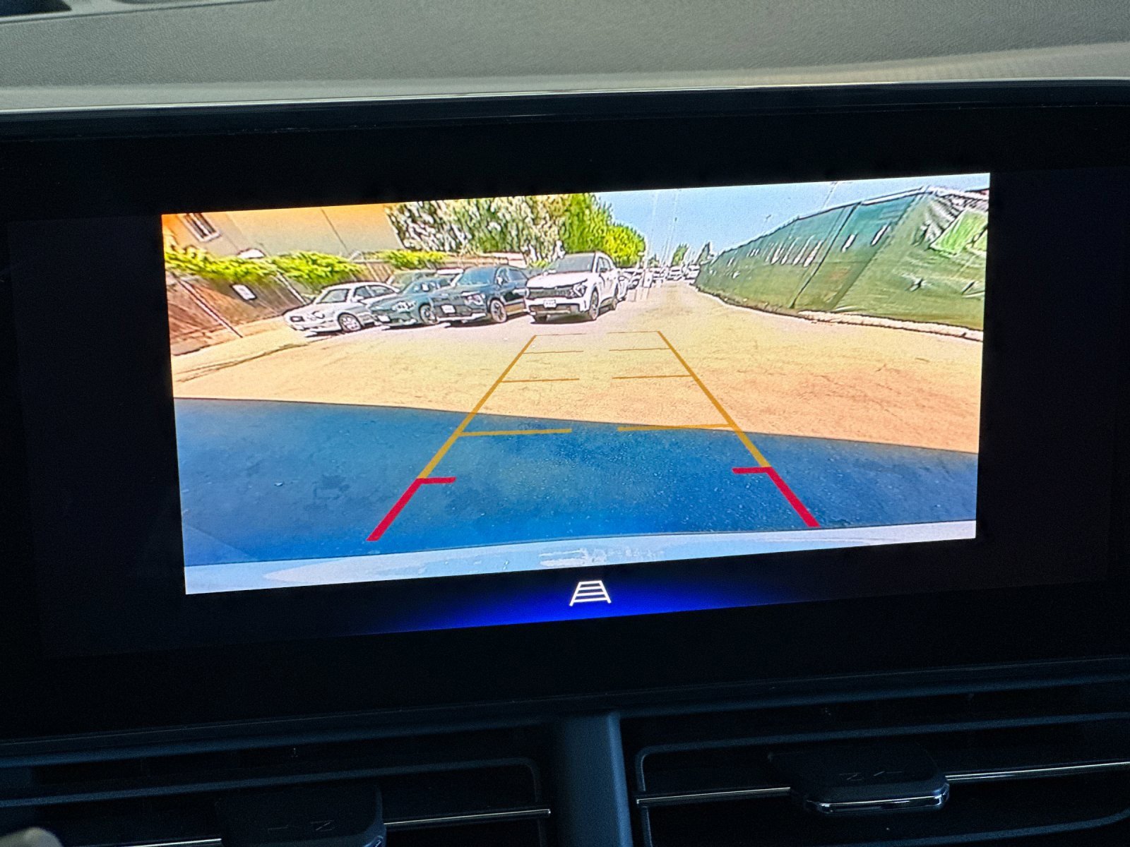 Used 2024 Chevrolet Trax ACTIV w/ Driver Confidence Package image 19