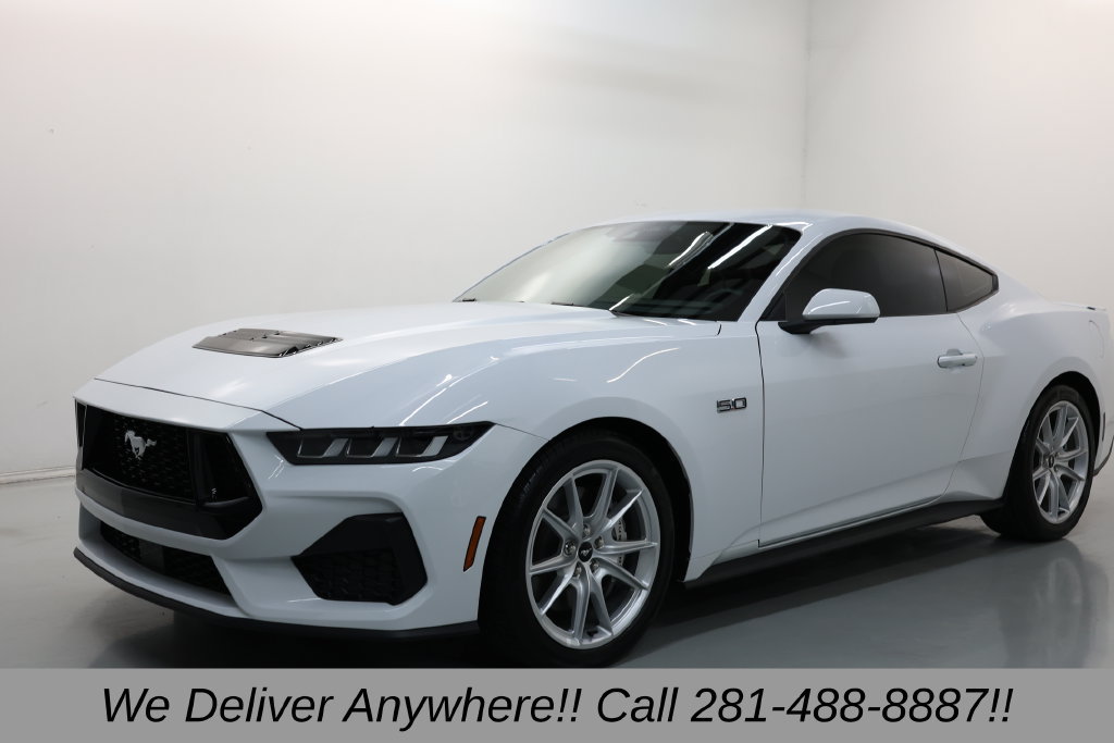 Used 2024 Ford Mustang GT Premium RWD image 3