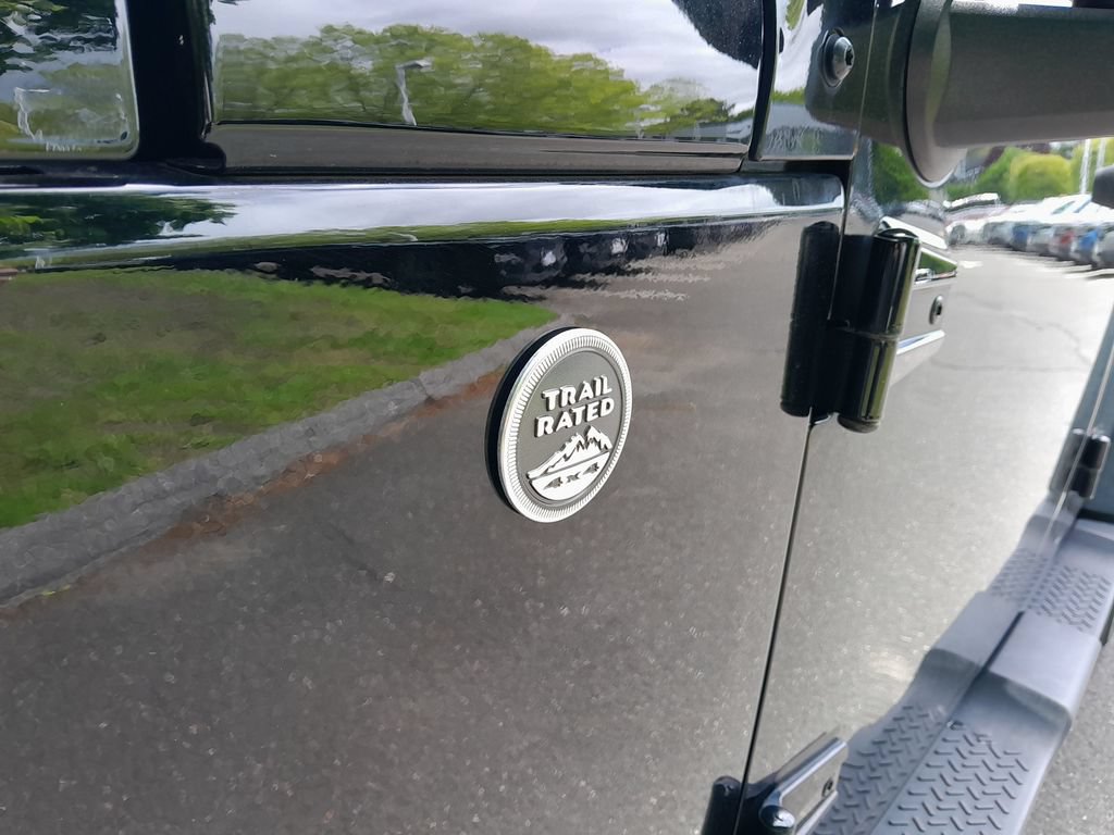 Used 2018 Jeep Wrangler Unlimited Sport S AWD/4WD image 41