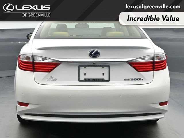 Used 2014 Lexus ES 300h w/ Luxury Package w/Bamboo Trim FWD image 7