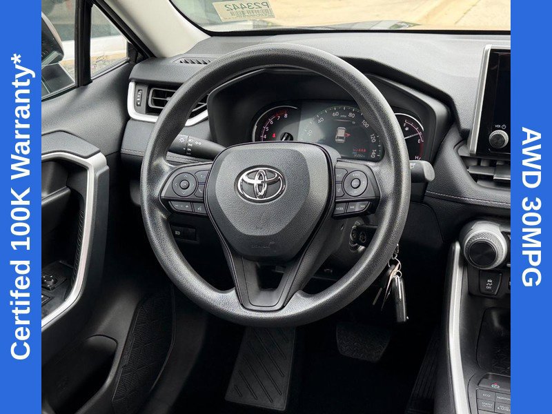 Used 2025 Toyota RAV4 LE AWD/4WD image 14