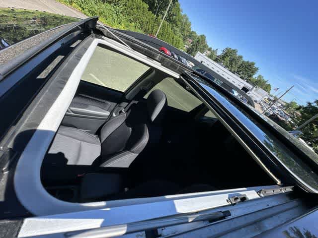 Used 2017 Subaru Forester 2.5i Premium AWD/4WD image 6