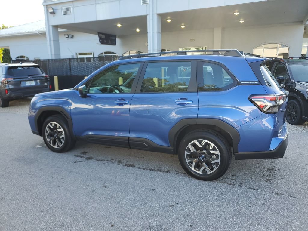 Used 2026 Subaru Forester AWD/4WD image 2