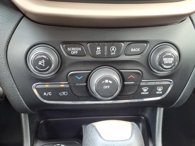 Used 2016 Jeep Cherokee 75th Anniversary AWD/4WD image 26