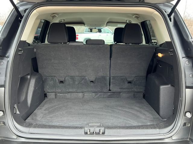 Used 2019 Ford Escape SE image 33