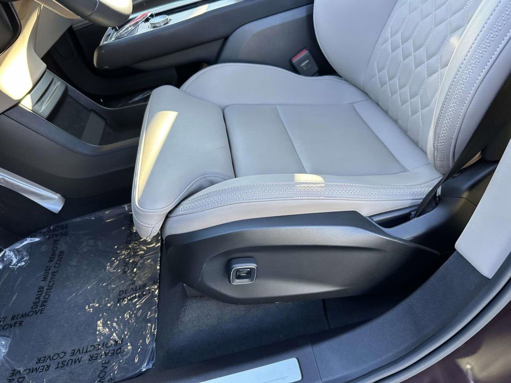 Used 2025 Volvo EX90 Ultra image 16