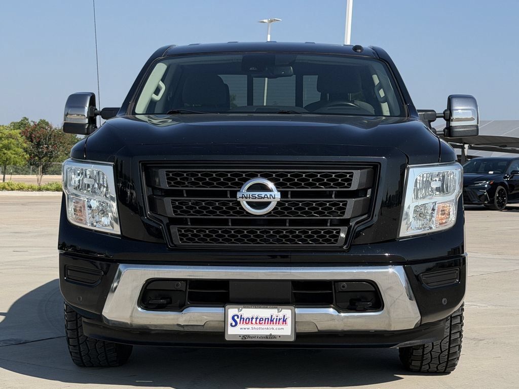 Used 2021 Nissan Titan SV w/ SV Convenience Package AWD/4WD image 7