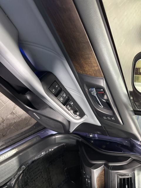 Used 2018 Subaru Outback 2.5i Limited w/ Popular Package #2 AWD/4WD image 9