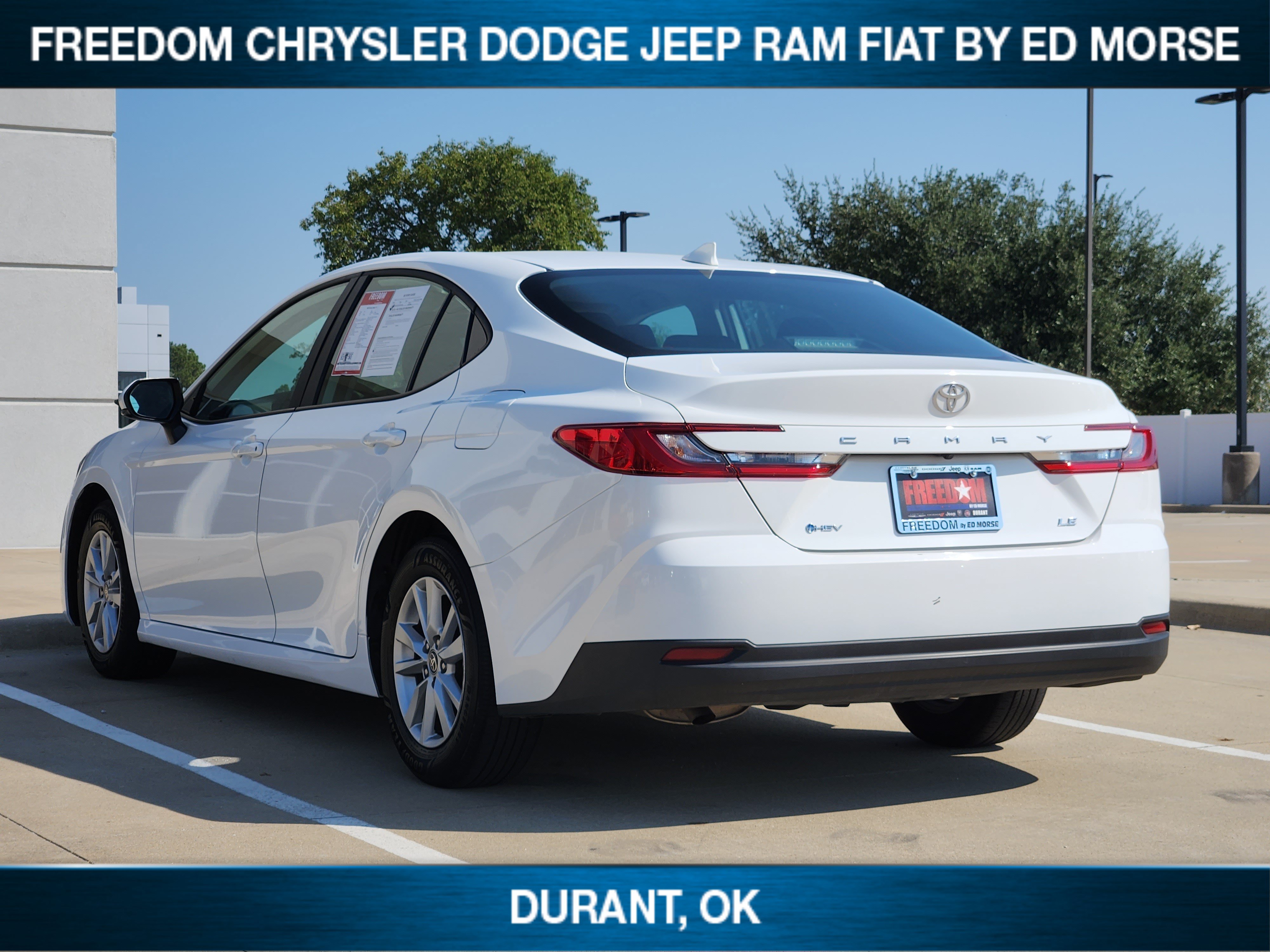 Used 2025 Toyota Camry LE FWD image 3