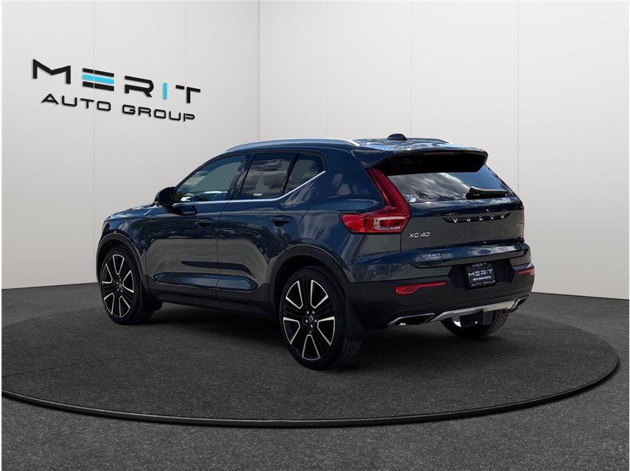 Used 2020 Volvo XC40 T5 Inscription w/ Protection Package image 7