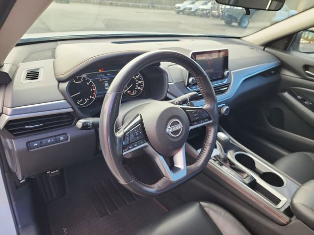 Used 2024 Nissan Altima 2.5 SR image 11