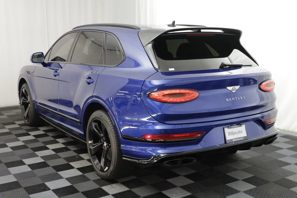 Used 2021 Bentley Bentayga AWD/4WD image 19
