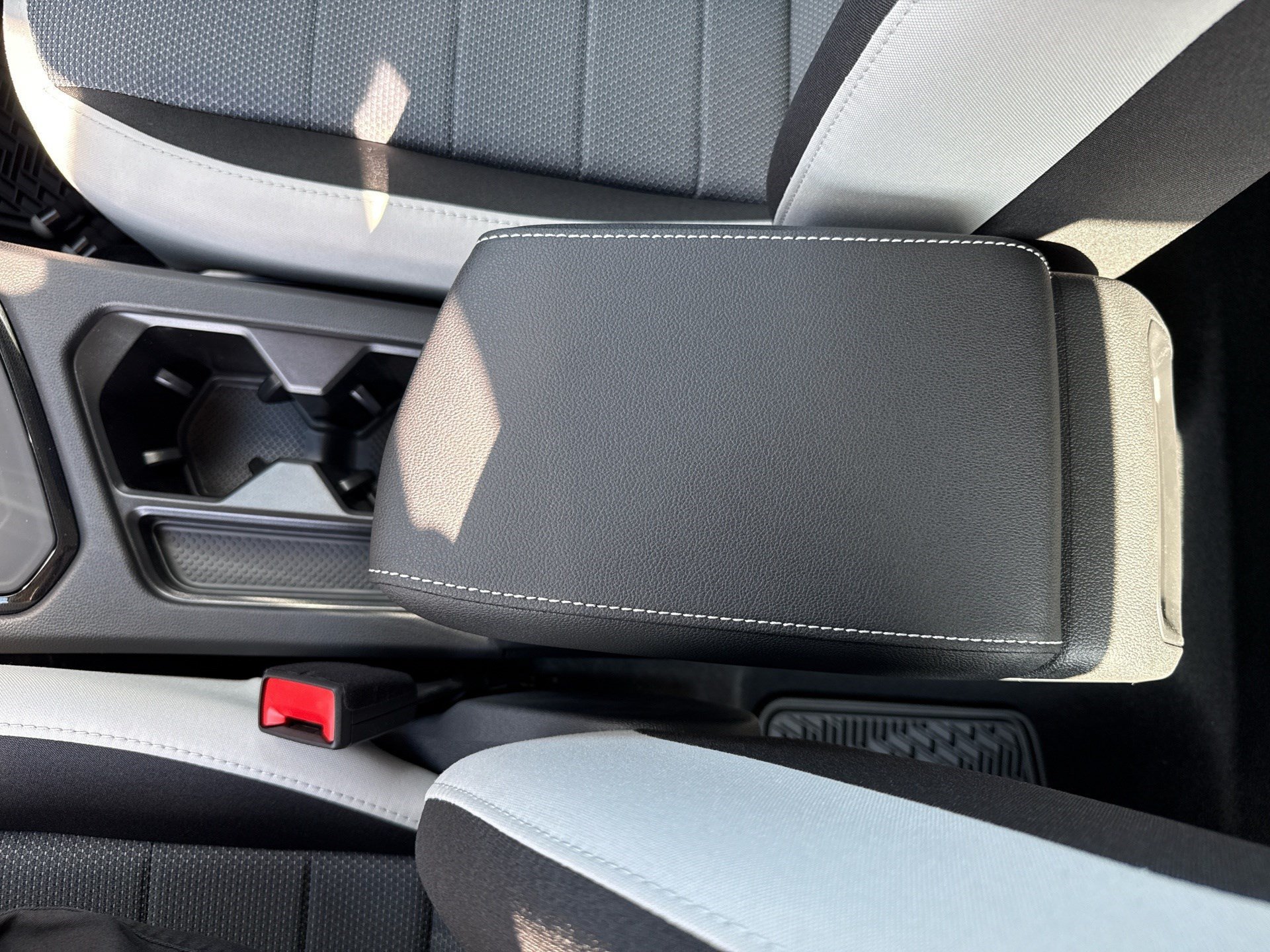 New 2027 Volkswagen Taos S FWD image 21