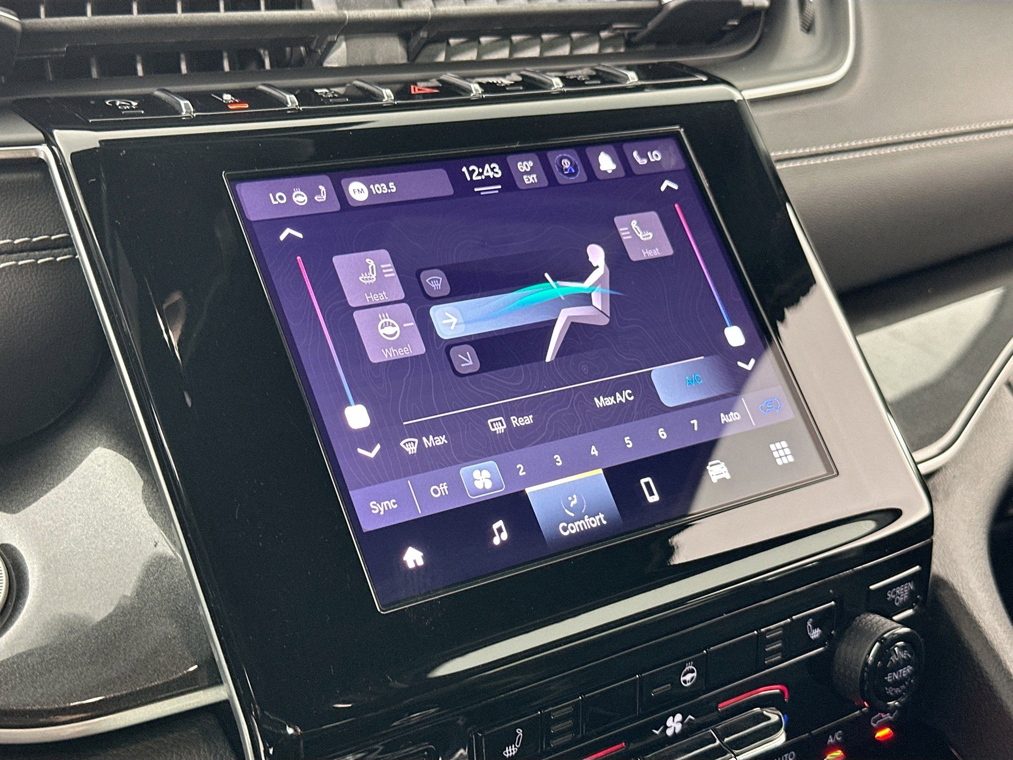 Used 2023 Jeep Grand Cherokee Altitude image 15