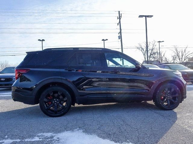 Used 2022 Ford Explorer ST w/ Equipment Group 401A image 9