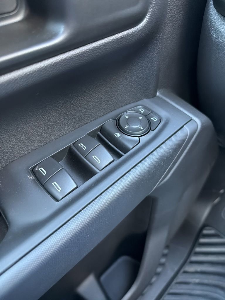 New 2026 Chevrolet Silverado 1500 Custom w/ LPO, Dark Essentials Package image 6