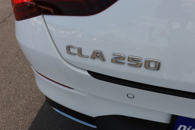 Used 2025 Mercedes-Benz CLA 250 image 6