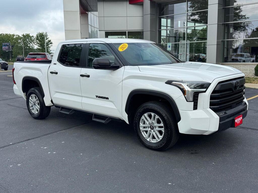 Certified 2025 Toyota Tundra SR5 AWD/4WD image 1